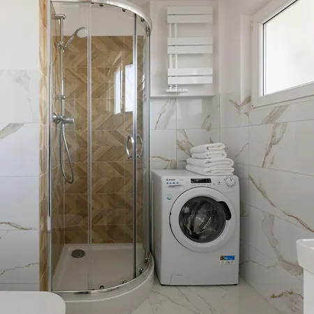 Golden - Monopol Apartman *